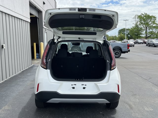 Vehicle image 5 of 43
