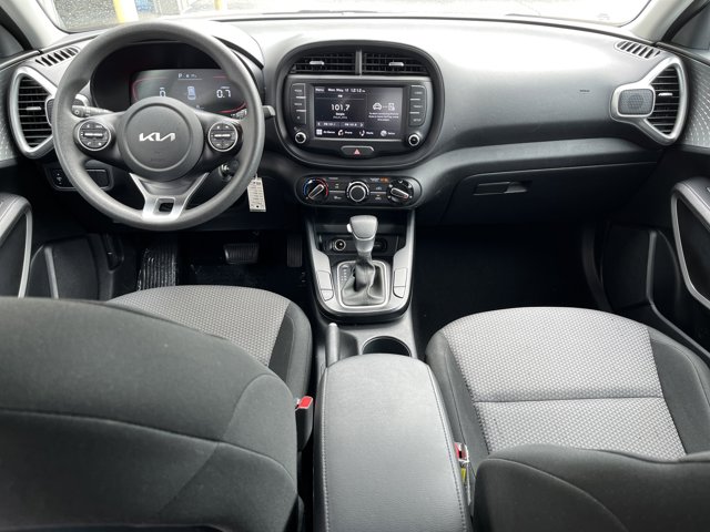 Vehicle image 15 of 43