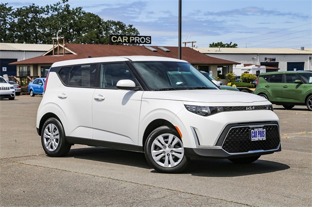 Vehicle image 3 of 26