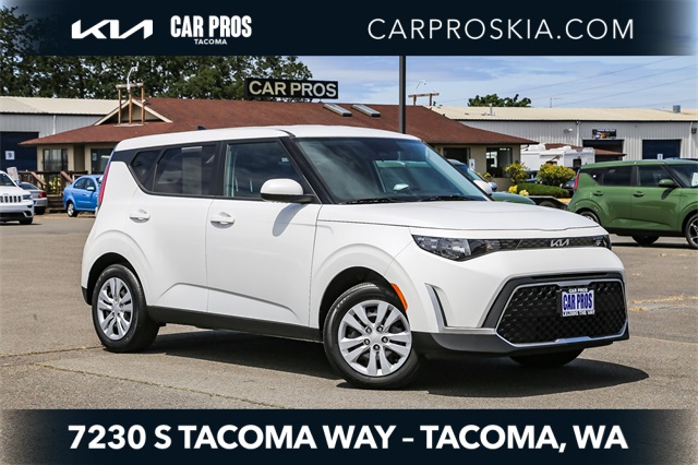 Vehicle image 4 of 26