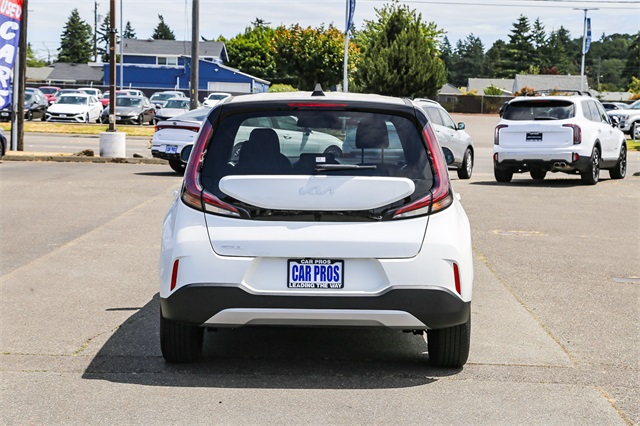 Vehicle image 6 of 26