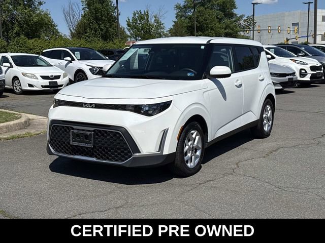2024 Kia Soul LX Image 1 of 29