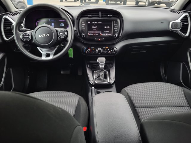 Vehicle image 24 of 25