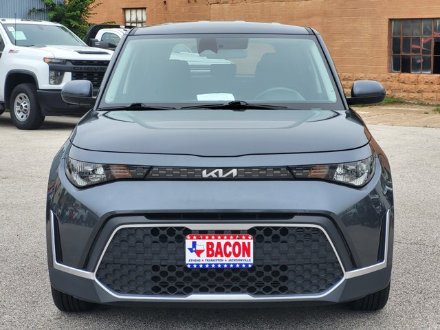 Vehicle image 2 of 25
