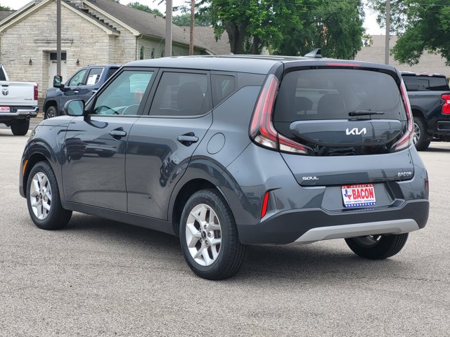 Vehicle image 6 of 25