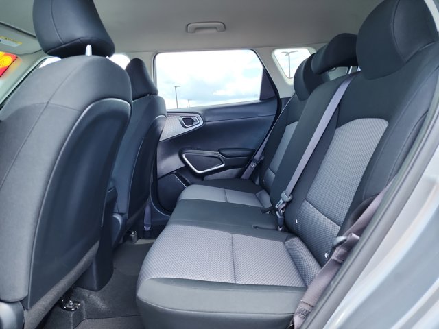 Vehicle image 12 of 25