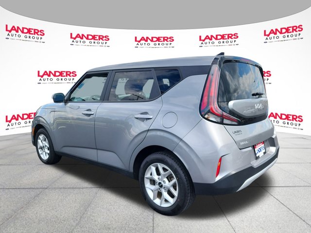 Vehicle image 7 of 25