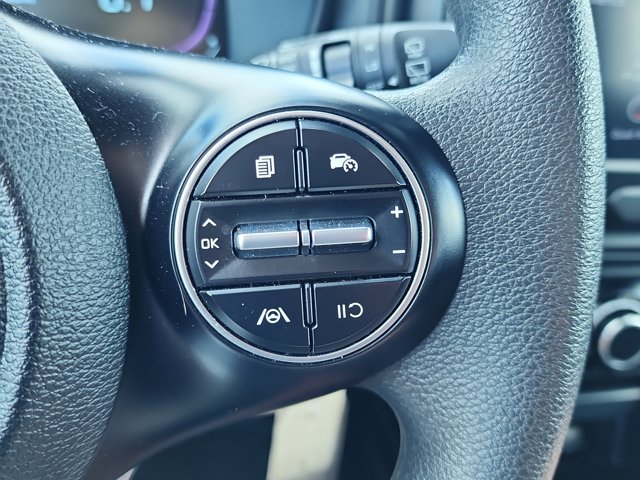 Vehicle image 24 of 25