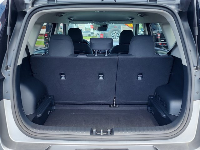 Vehicle image 10 of 25