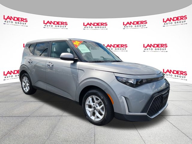 Vehicle image 3 of 25