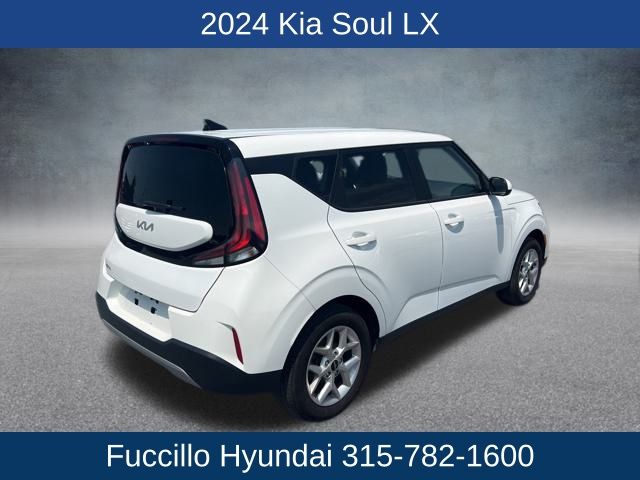 Vehicle image 5 of 21