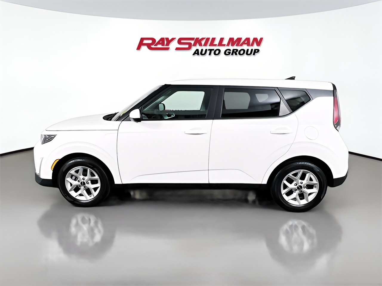 Vehicle image 44 of 44