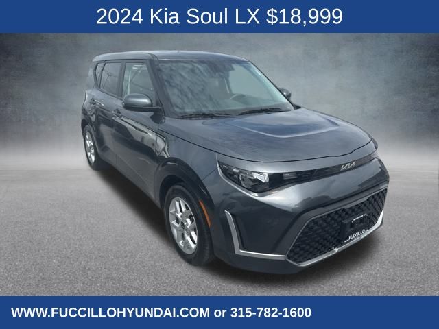 Vehicle image 3 of 21