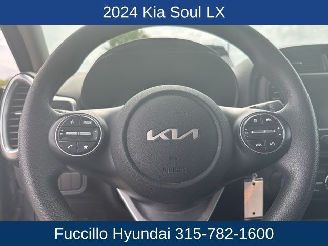 Vehicle image 16 of 21