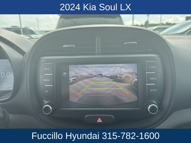 Vehicle image 15 of 21