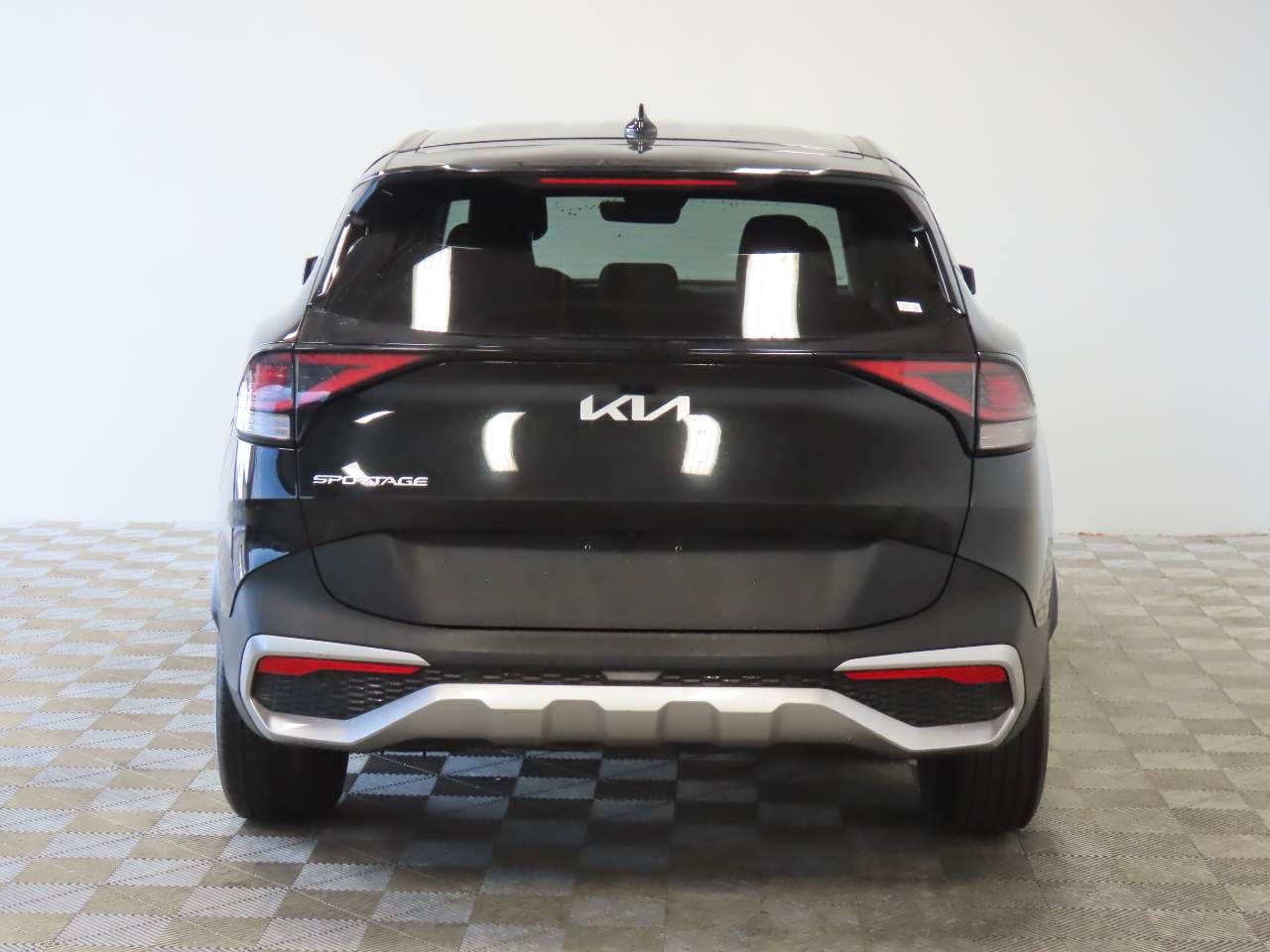 2024 Kia Sportage LX Image 4 of 18