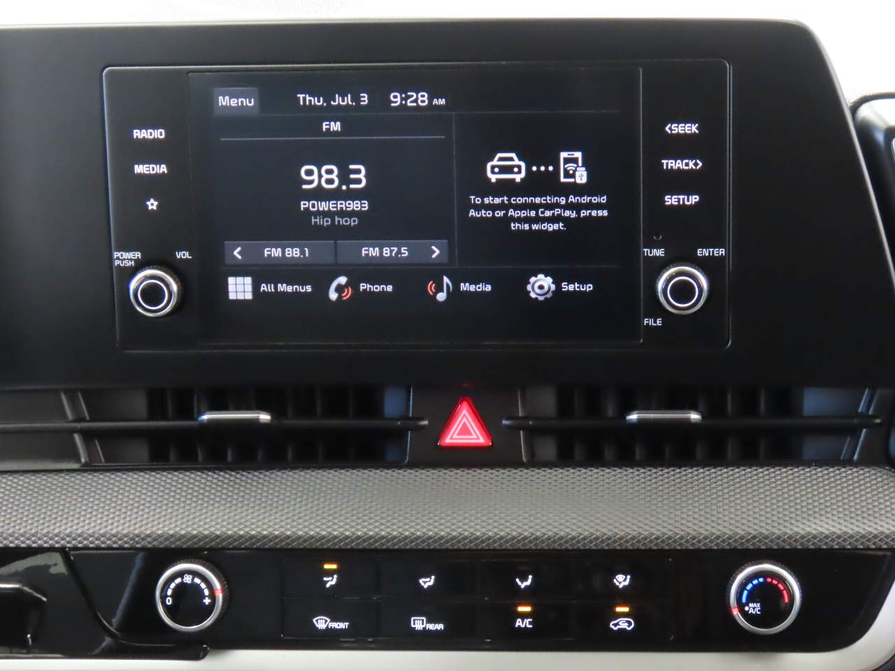 2024 Kia Sportage LX Image 18 of 18