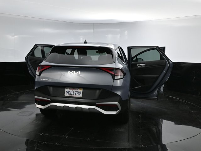 Vehicle image 22 of 41