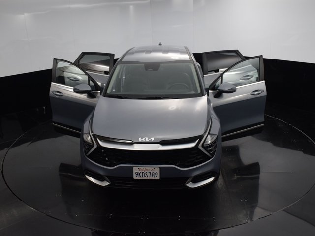 Vehicle image 5 of 41