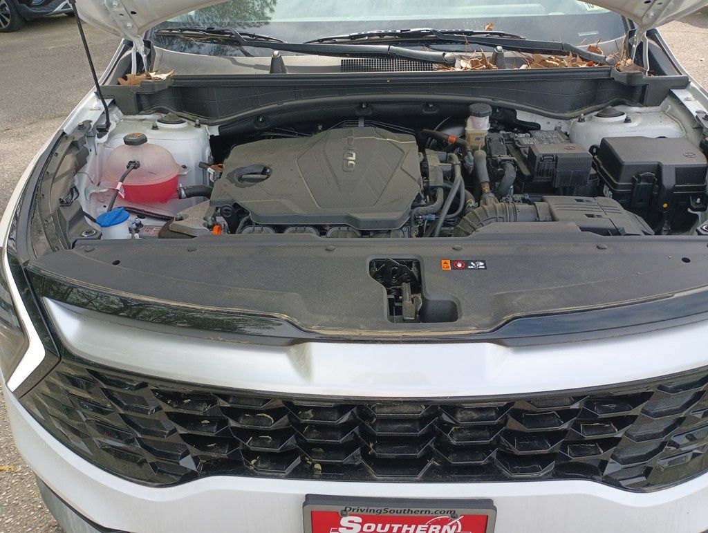 Vehicle image 22 of 30