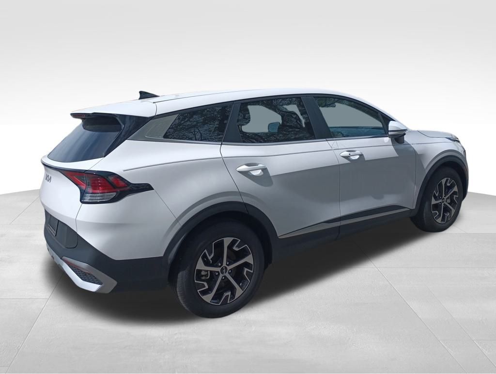 Vehicle image 5 of 30