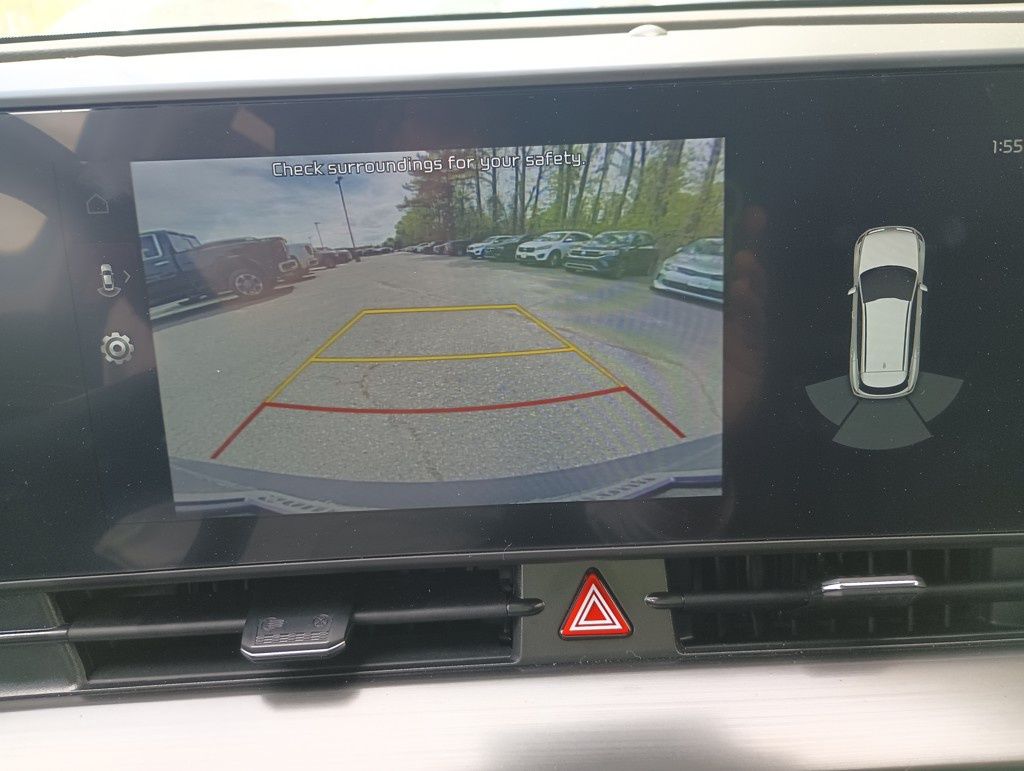 Vehicle image 21 of 30