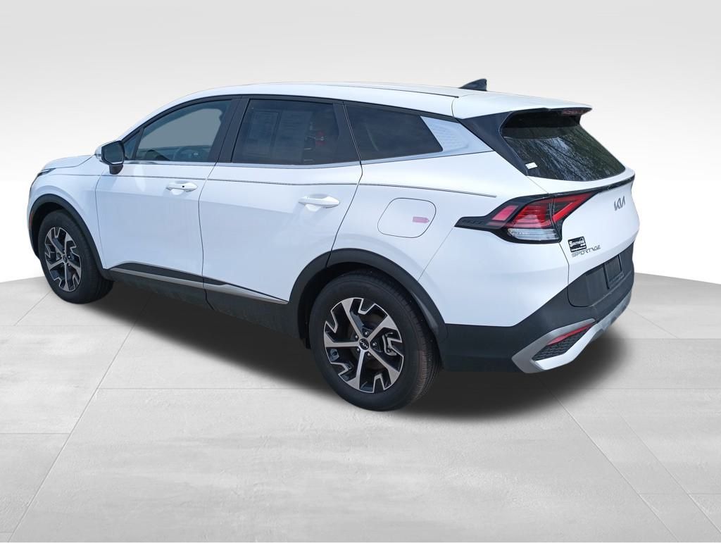 Vehicle image 7 of 30