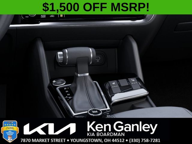 Vehicle image 24 of 28