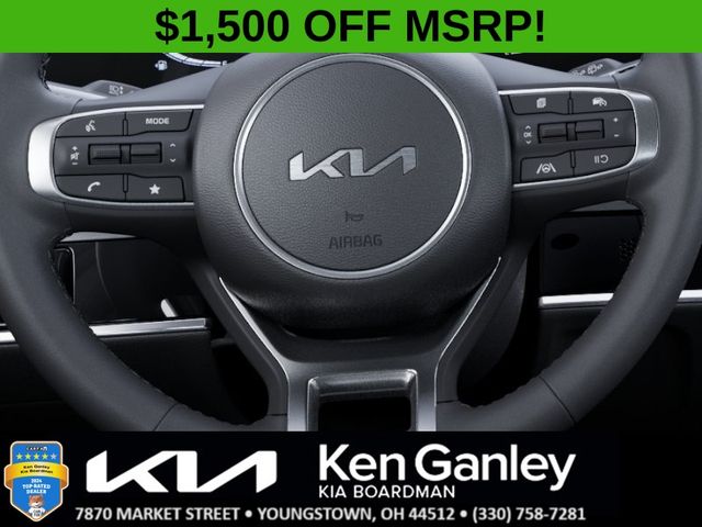 Vehicle image 23 of 28