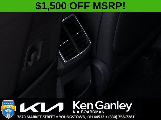 Vehicle image 27 of 28