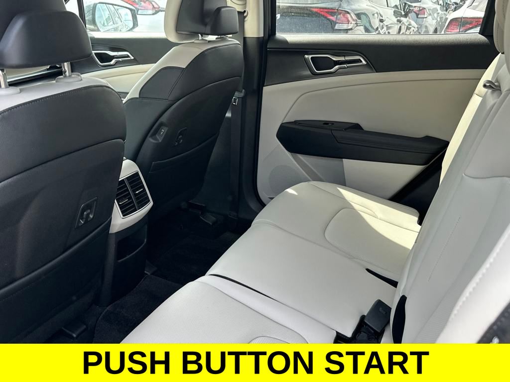 Vehicle image 9 of 21
