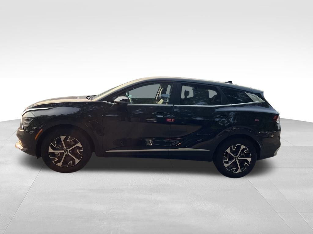 Vehicle image 8 of 20