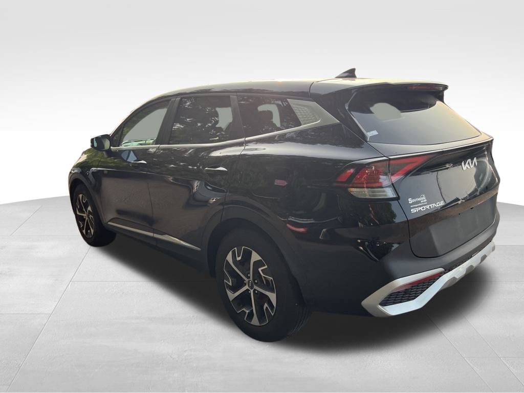 Vehicle image 7 of 20