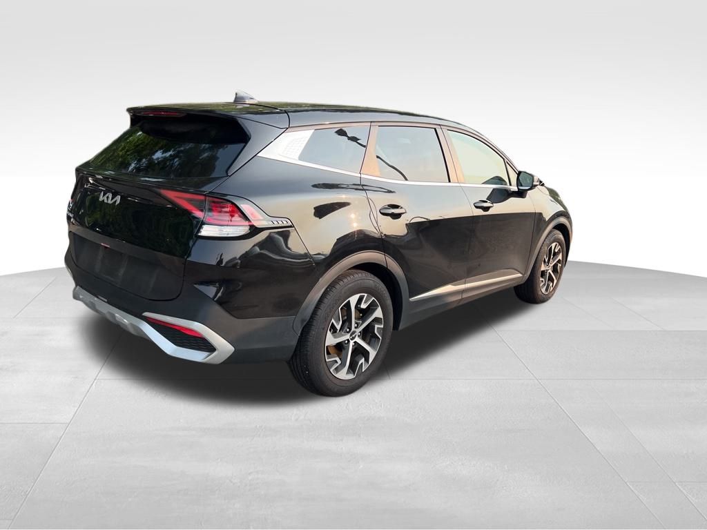 Vehicle image 5 of 20