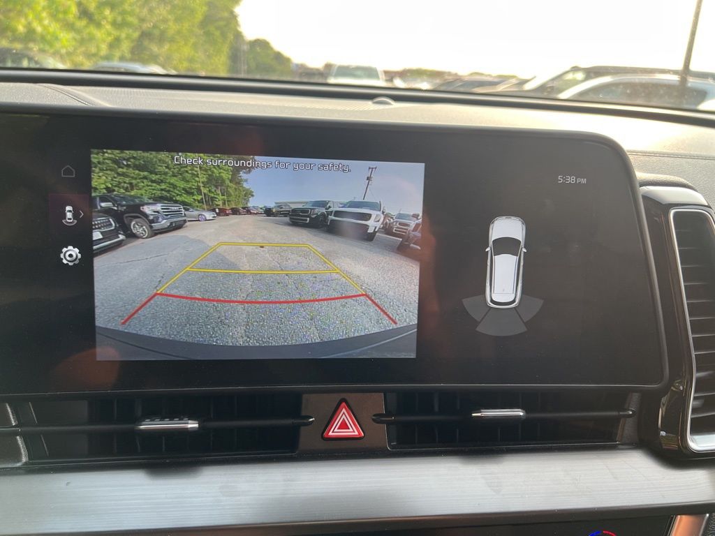 Vehicle image 16 of 20