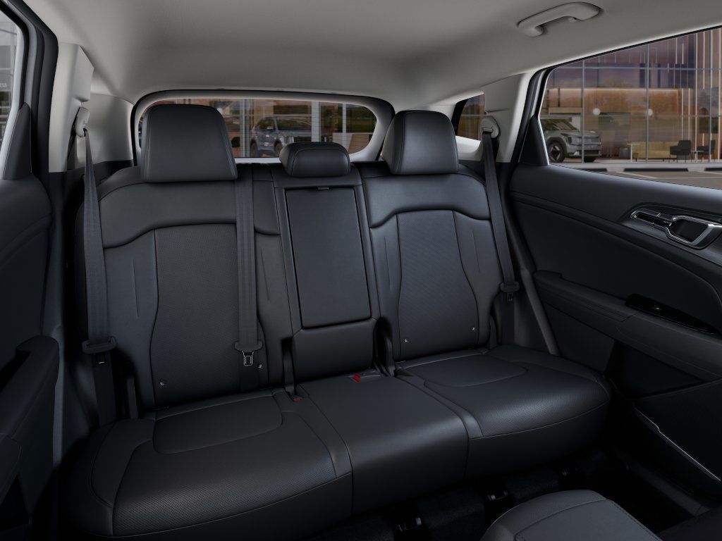 Vehicle image 17 of 28