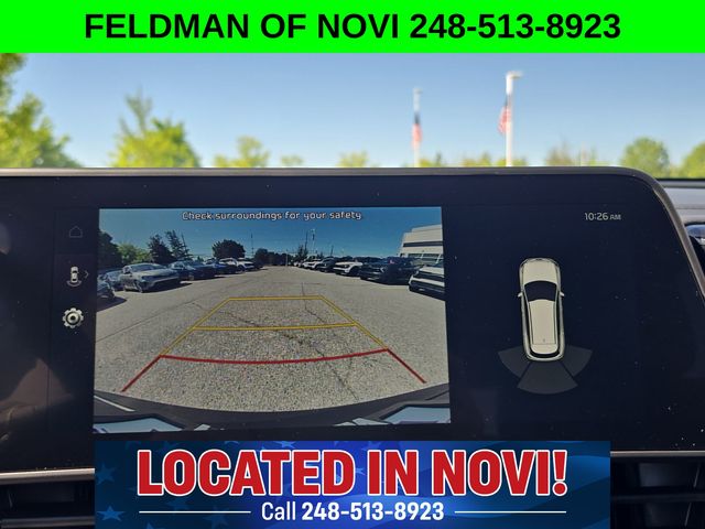 Vehicle image 17 of 28