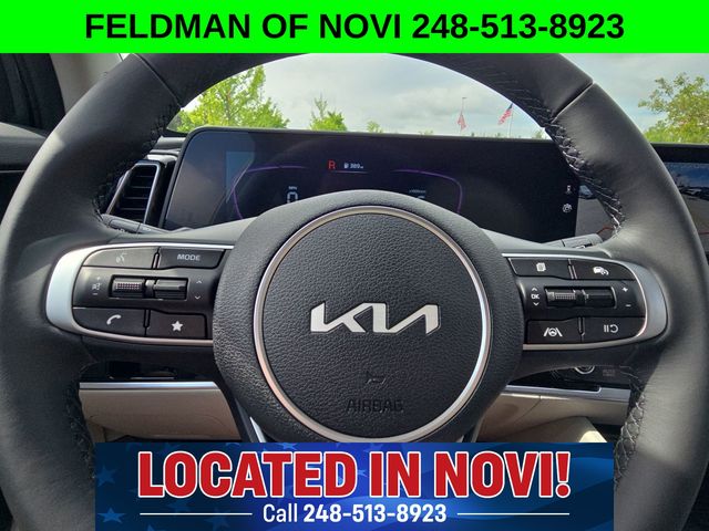 Vehicle image 23 of 28
