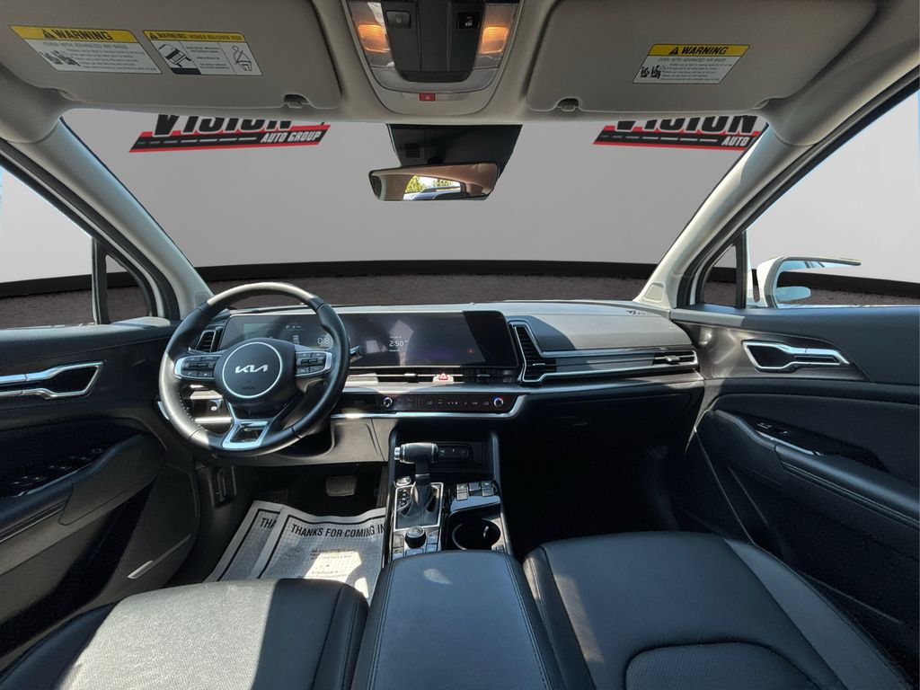 Vehicle image 26 of 49