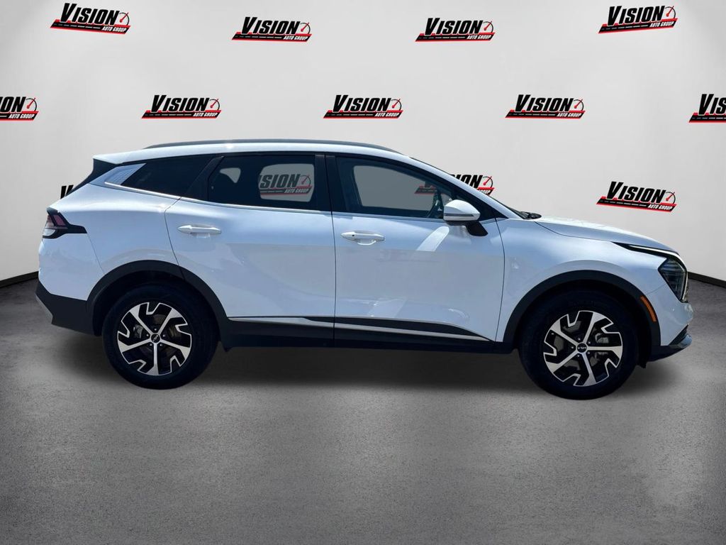 Vehicle image 4 of 49