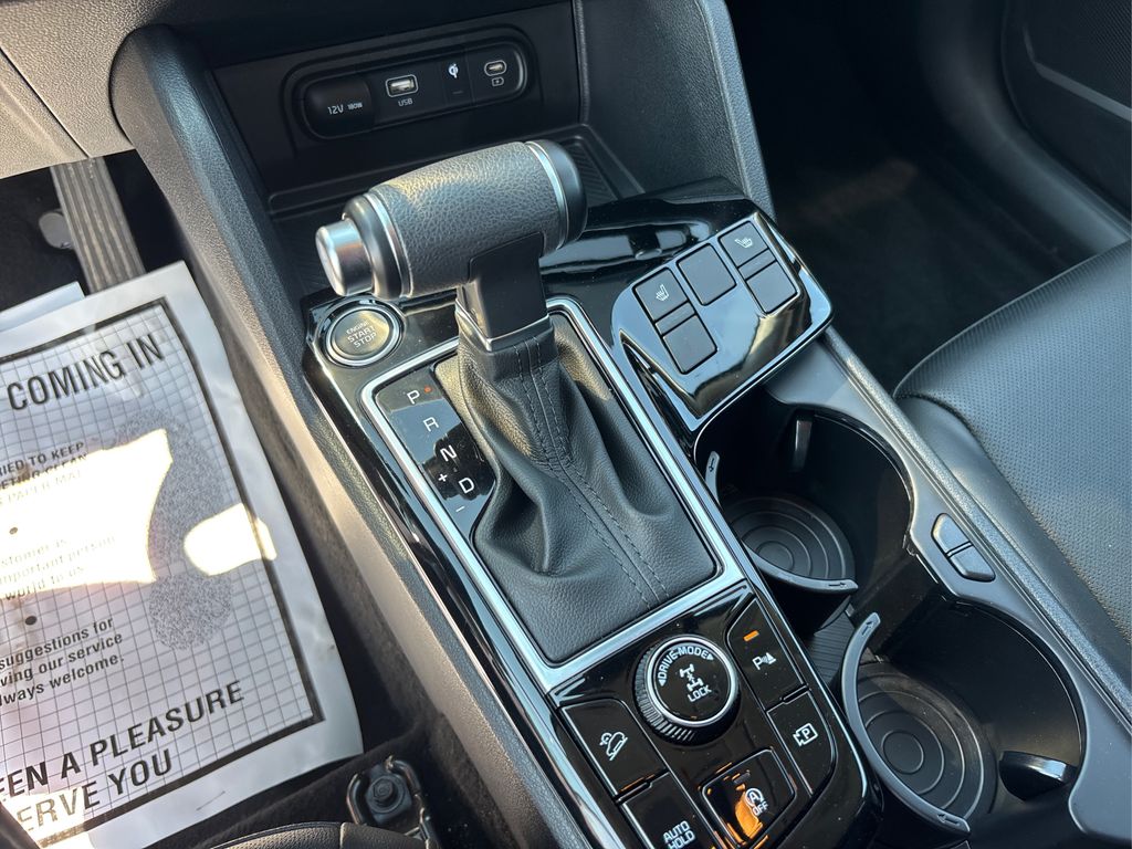 Vehicle image 35 of 49