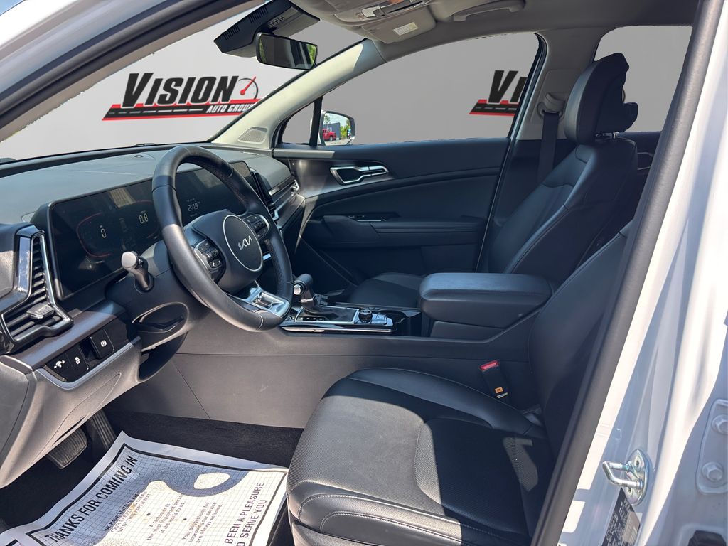 Vehicle image 9 of 49