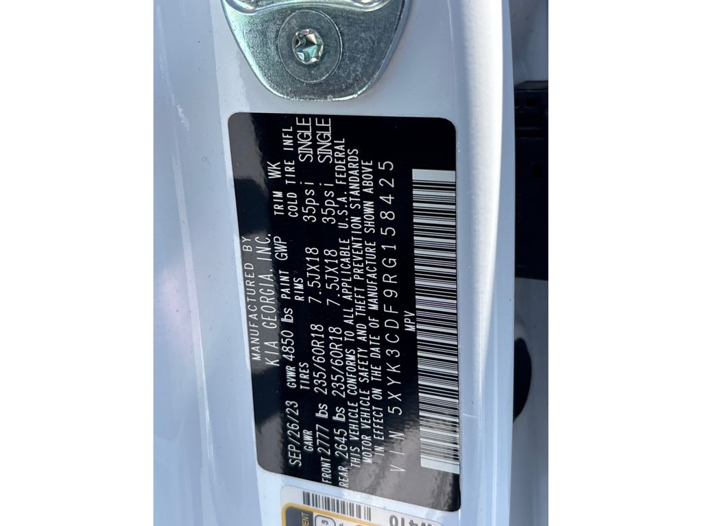Vehicle image 16 of 49