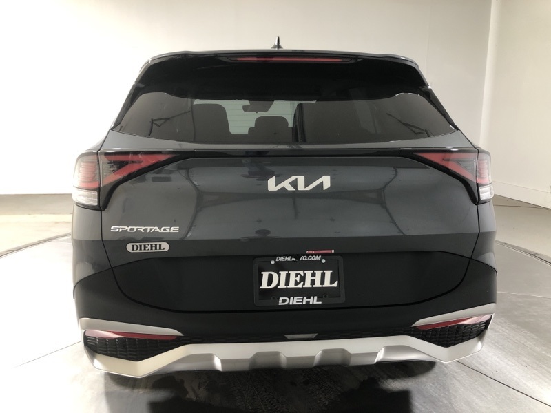 Vehicle image 4 of 35
