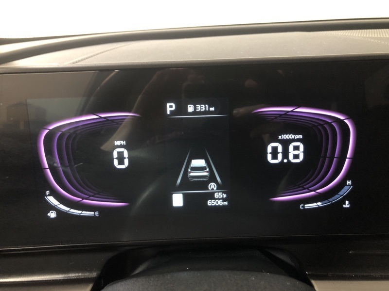 Vehicle image 25 of 35