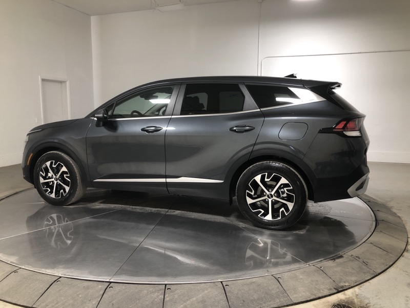 Vehicle image 5 of 35