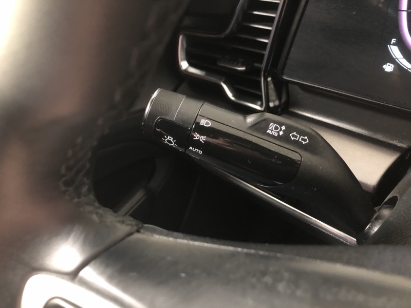 Vehicle image 21 of 35
