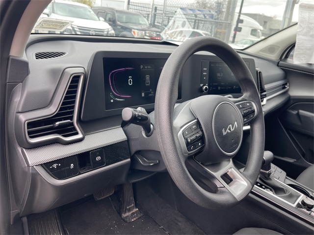 Vehicle image 12 of 24