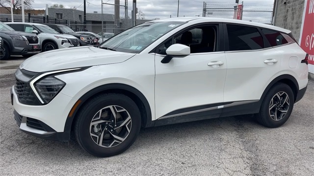 Vehicle image 2 of 24