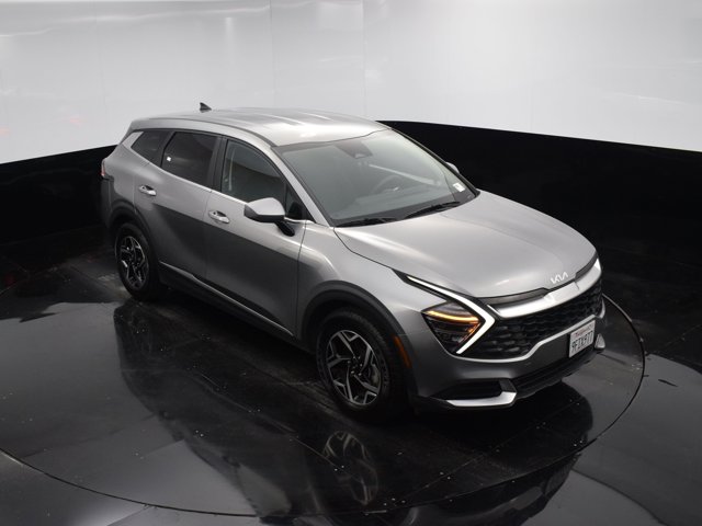 Vehicle image 11 of 41